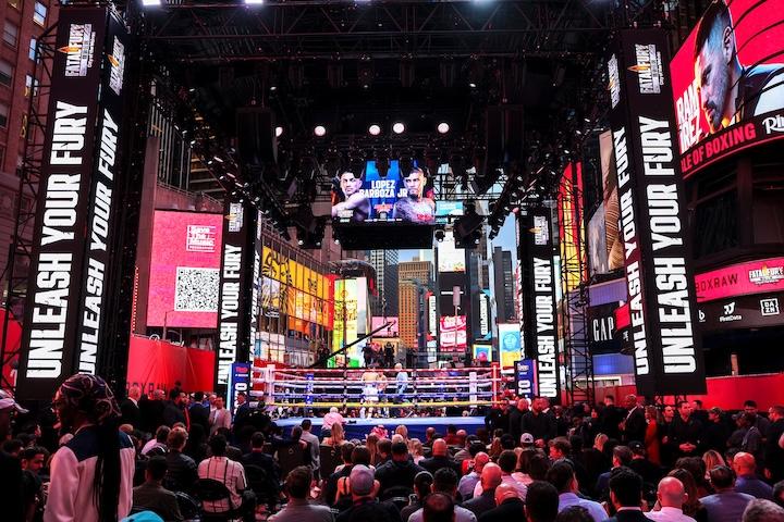 Fatal Fury Times Square Photo: Geoffrey Knott/Matchroom