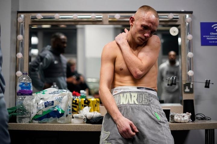 The Beltline: Sunny Edwards grows old at 28, while Israel Vazquez dies young at 46
