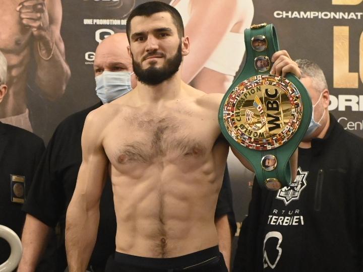 Artur Beterbiev