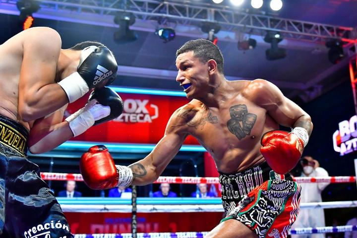 Berchelt Valenzuela Fight