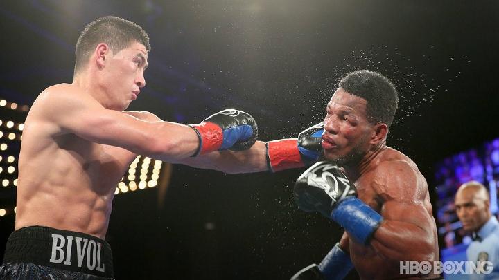 Bivol Barrera Fight