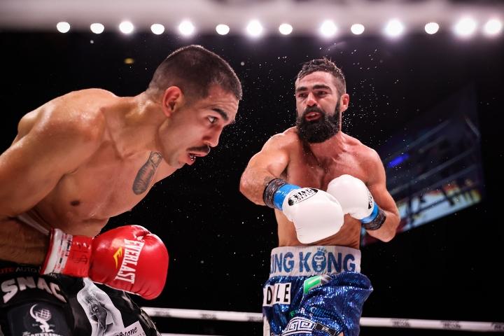 Carroll Vences Fight