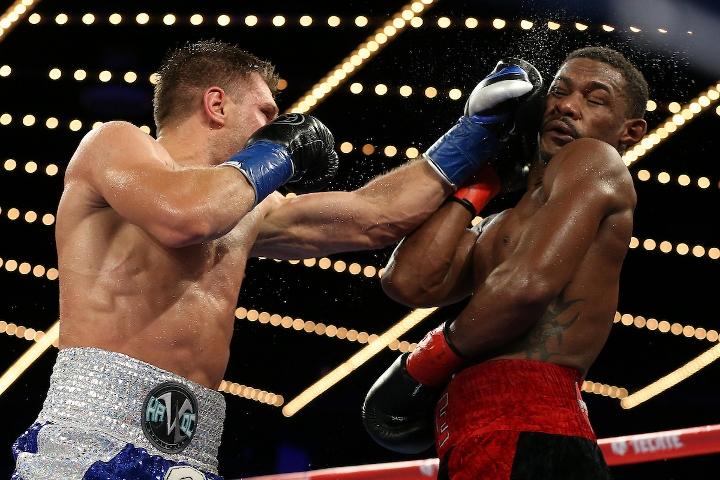 Jacobs Derevyanchenko Fight