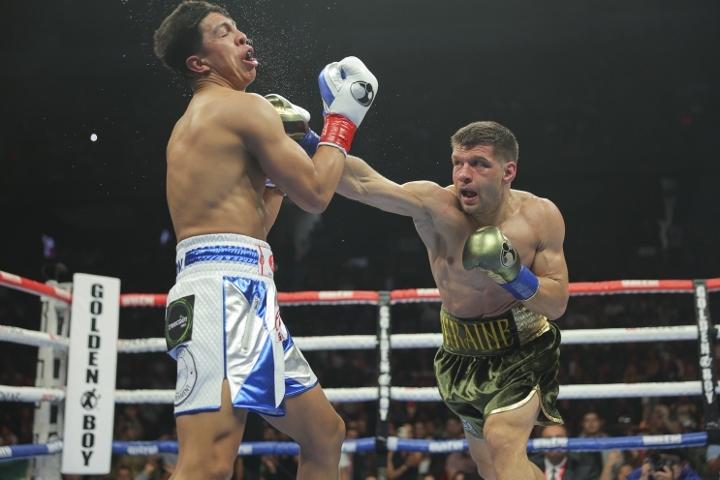 Munguia Derevyanchenko Fight