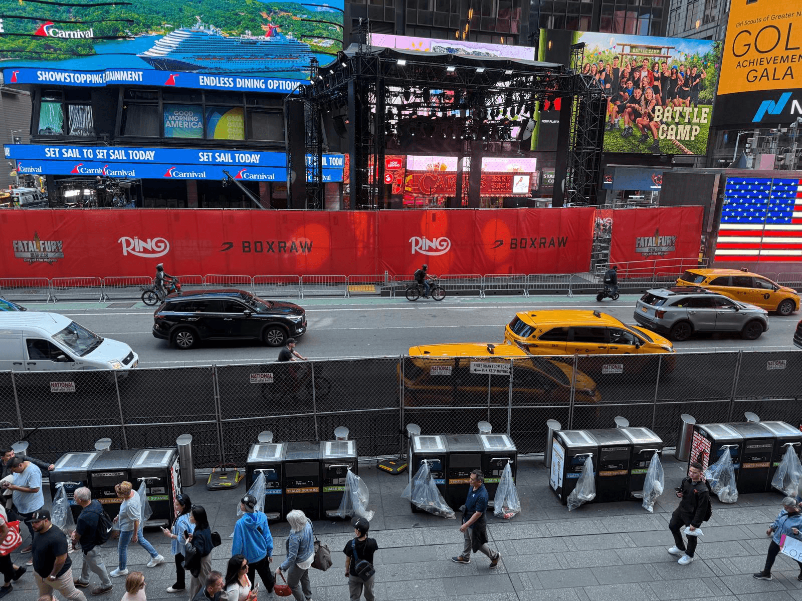 times square ring